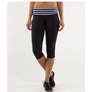 Lululemon Crop 4 black Polar Haze Black Sea Stripe Continuous Drawstring Waist ￼